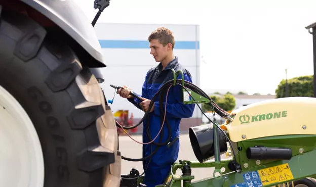 Technisch specialist mobiele werktuigen Firda